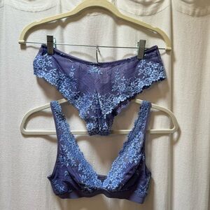 Wacoal lace bralette and panty set, 34 and M
